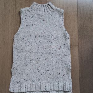 Sleeveless high neck top - A&F